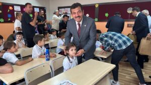 Vekil Avcı’dan öğretmenler günü kutlama mesajı