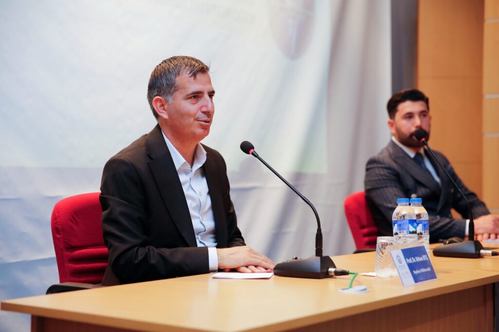 Siyaset Akademisinin ikinci konuğu, Milletvekili Prof. Dr. Orhan Ateş oldu