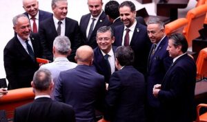 CHP’de adalet nöbeti