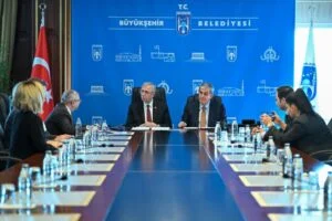 Ankara’nın ilk Ring metro hattı olan Çayyolu-Sincan metro hattı projesi için imzalar atıldı