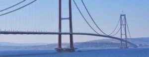 Çanakkale Boğazı olumsuz hava koşulları sebebi ile gemi trafiğine kapatıldı