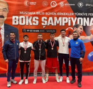 Bayburt Üniversitesi, Türkiye Büyükler Boks Şampiyonası’nda 5 madalya kazandı