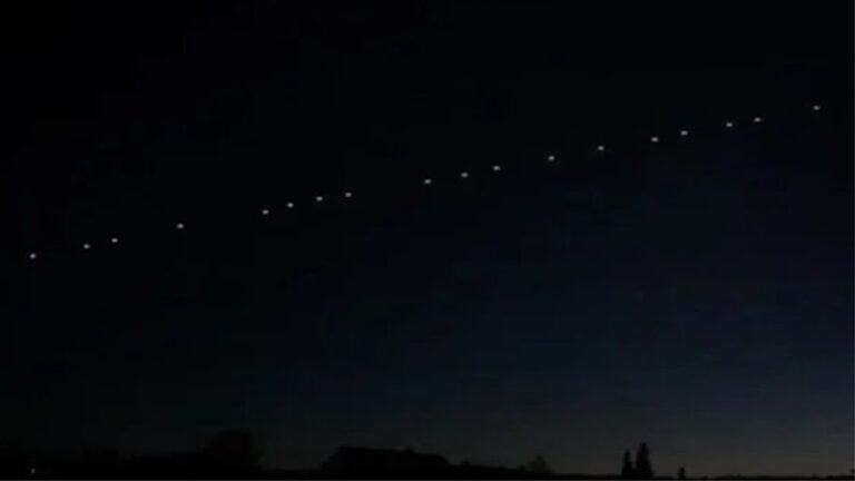Geceyi aydınlatan ‘Starlink’ uyduları heyecanlandırdı