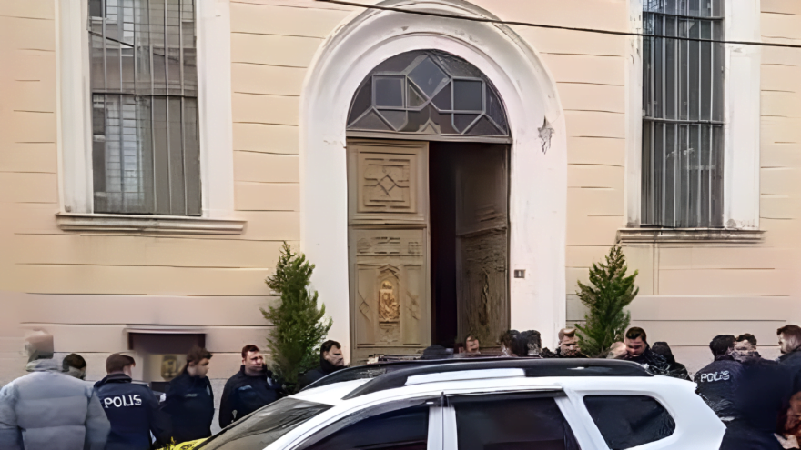 Sarıyer’de kiliseye silahlı saldırı