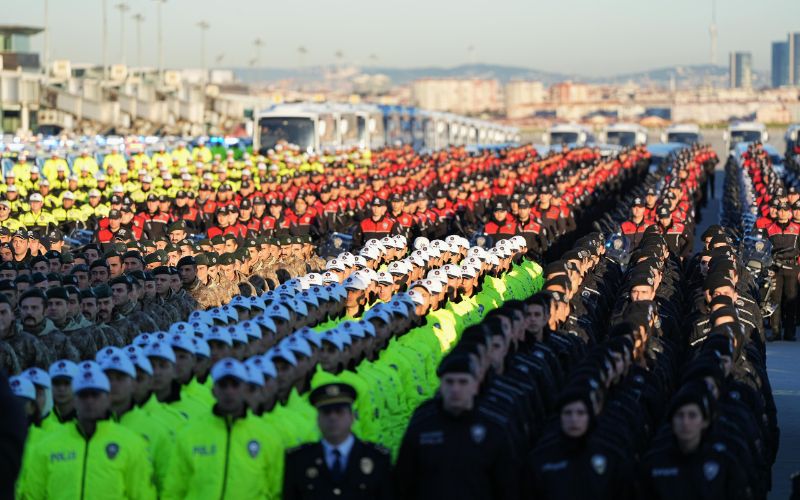 Polisler Artık Daha Görünür Olacak