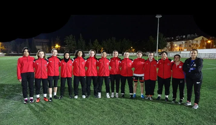 Burdur’da kadın futbolunda hedef 3.lig