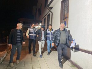 Mudurnu’da büyük vurgun; Profesörü 6,5 milyon lira dolandırdılar