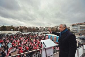 Mansur Yavaş’tan Turgut Altınok’a “Takas yapalım” çağrısı!