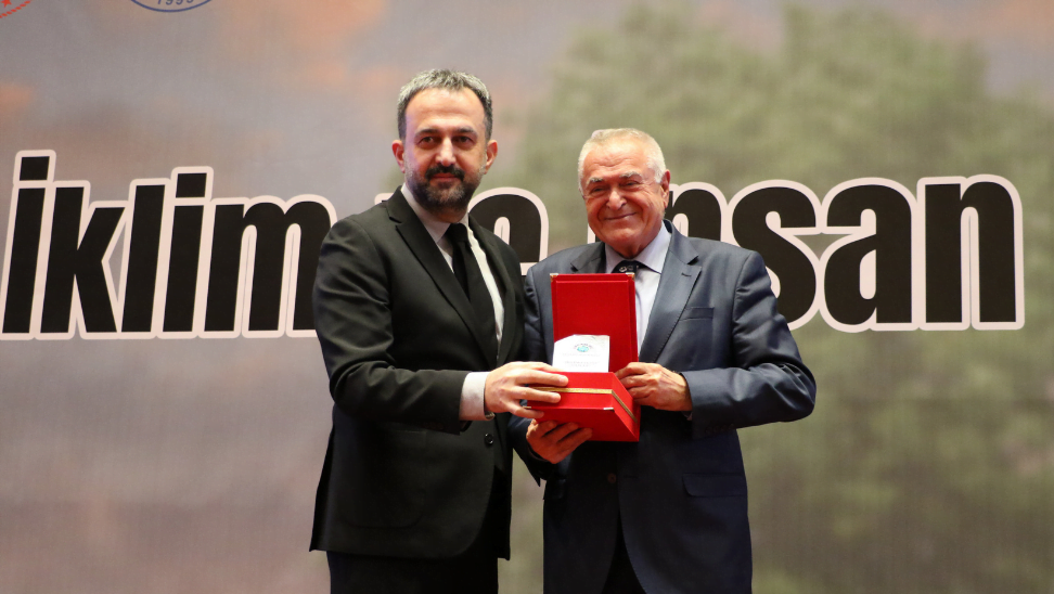 Birlikte ya yeşili göreceğiz ya da yok oluşu izleyeceğiz