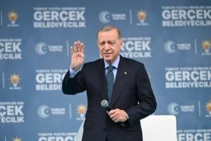 İstanbul’u muradına kavuşturarak gerçek belediyecilik dönemini anlatacağız