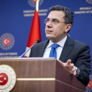 İsrail, soykırım suçlamasıyla yargılanan bir devlettir 