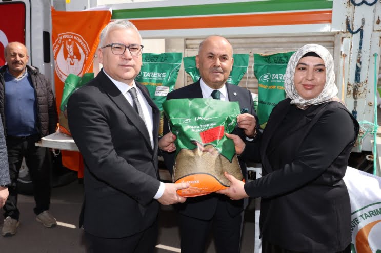 Sivas Çiftçisine 415 ton tohum desteği