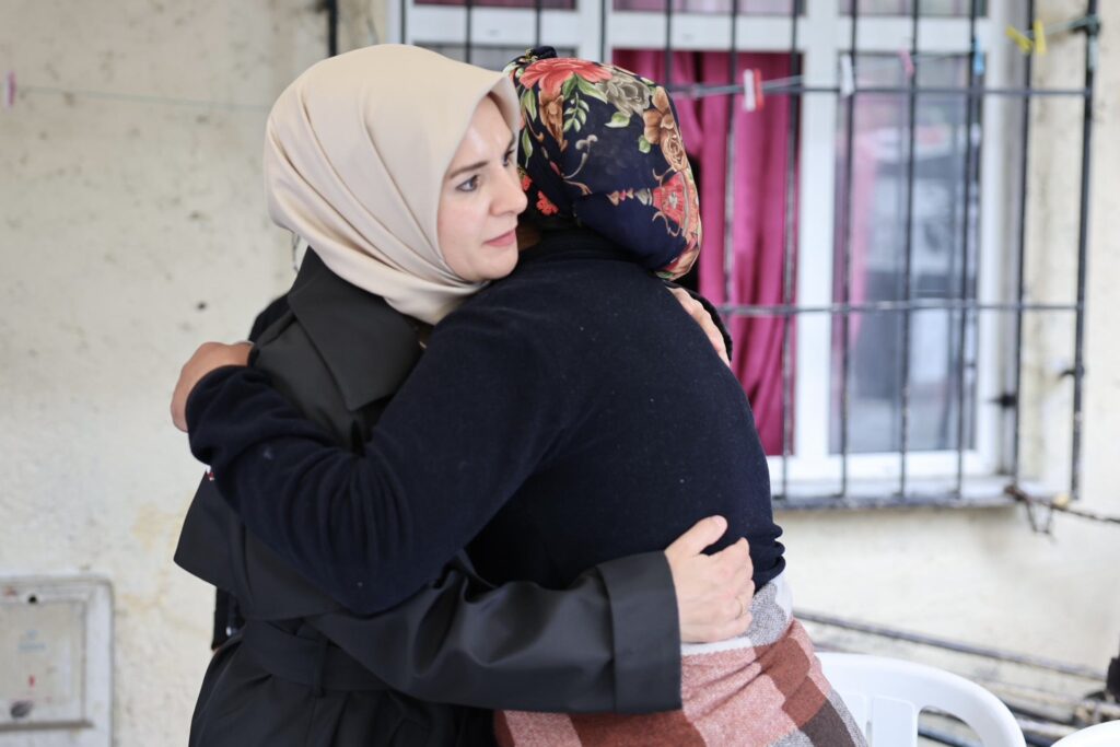 Bakan Göktaş’tan Eda Nur’un ailesine taziye ziyareti – Birlik Haber Ajansı- Türkiye’nin Haber Ağı