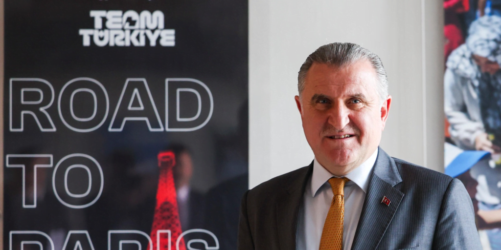 Bakan Bak; Paris 2024 Olimpiyatları için iddialıyız