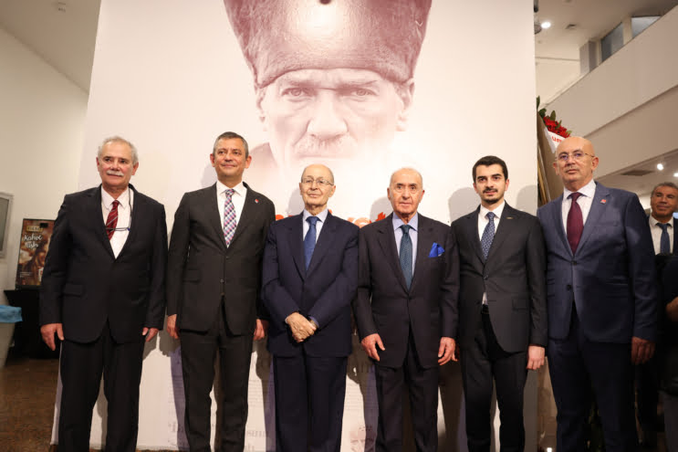 100 Yılın tanığı: Cumhuriyet Sergisi Açıldı