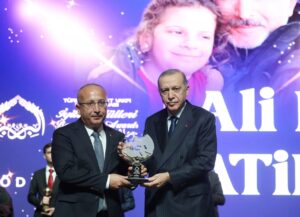 Fuat Atik “Vefa Ödülü” sahibi oldu