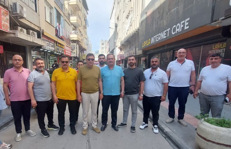 TİMBİR heyeti İskenderun Belediye Başkanı Dönmez ile bir araya geldi