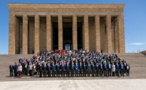 SGK personeli Anıtkabir’i ziyaret etti
