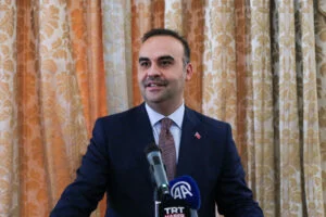 Kacır: Türkiye’ye yatırımlar hızlanacak