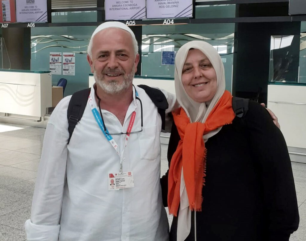 Hacı adaylar dualarla uğurlandı