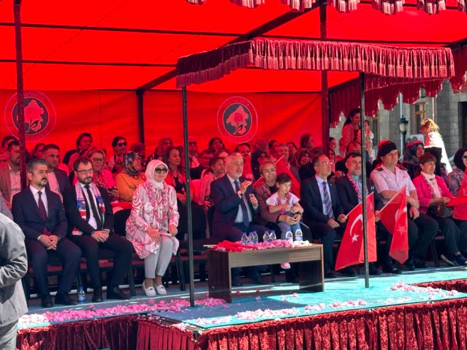 Isparta’da gül festivali coşkusu başladı