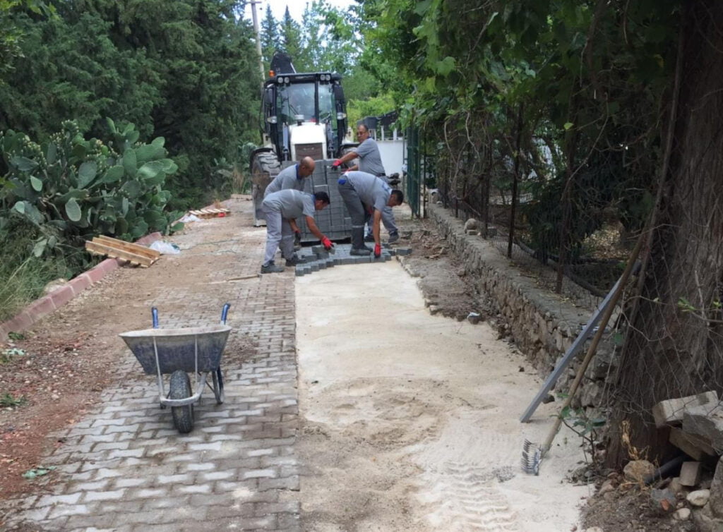 Kemer’de altyapı çalışmaları gerçekleşiyor