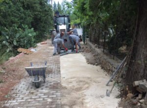 Kemer’de altyapı çalışmaları gerçekleşiyor