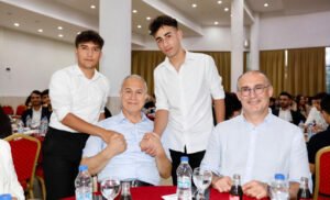 Öğrencilere sınav öncesi moral