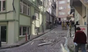 İstanbul’da bir evde doğalgaz patlaması; 1 yaralı