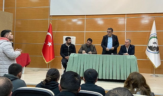 Ardahan’da öğrenci protestoları sokağa taştı, Vali acil koduyla protokolü topladı