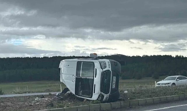 Çıldır’da trafik kazası: 1 ölü, 13 yaralı