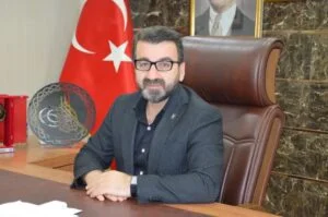AK Parti’de beklenen ayrılık