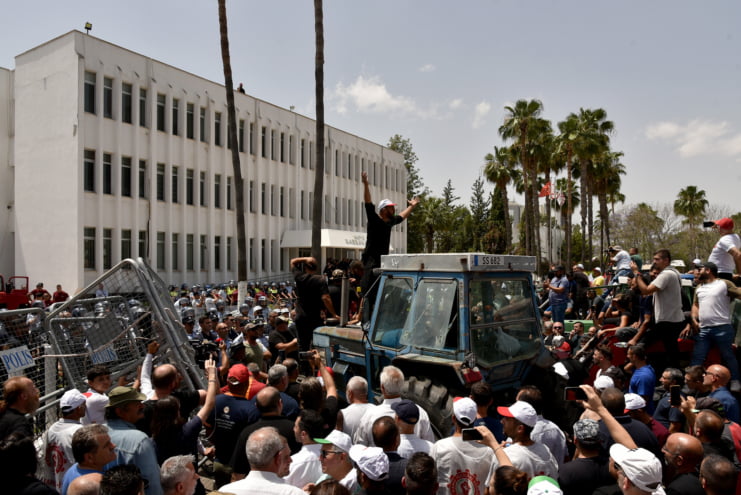 Hayvan Üreticileri Birliğinin Başbakanlık önündeki eylemi devam ediyor: “Bu eylem süresizdir”