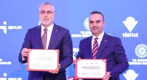 Çalışma ve Sosyal Güvenlik Bakanlığı ile Sanayi ve Teknoloji Bakanlığı arasında iş birliği protokolü imzalandı