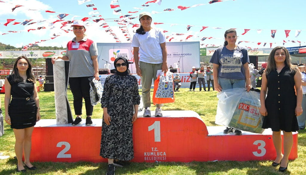 Kumluca 25.tarım ve seracılık festivalinde kadınlar matinesi etkinliği