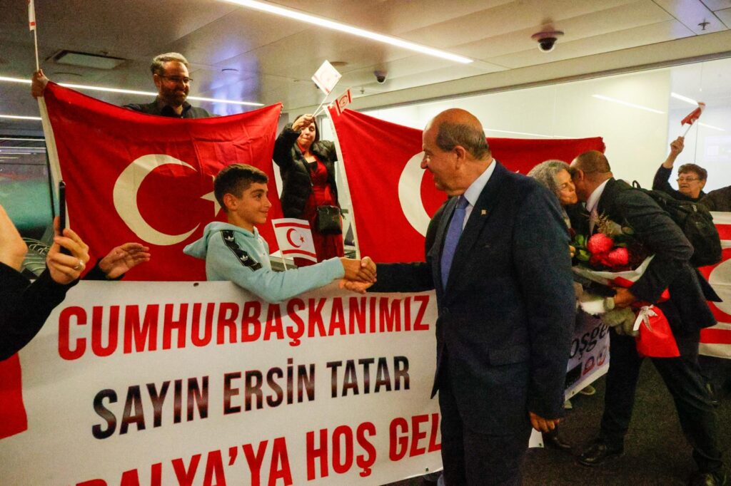 Cumhurbaşkanı Ersin Tatar’a Sydney’de coşkulu karşılama