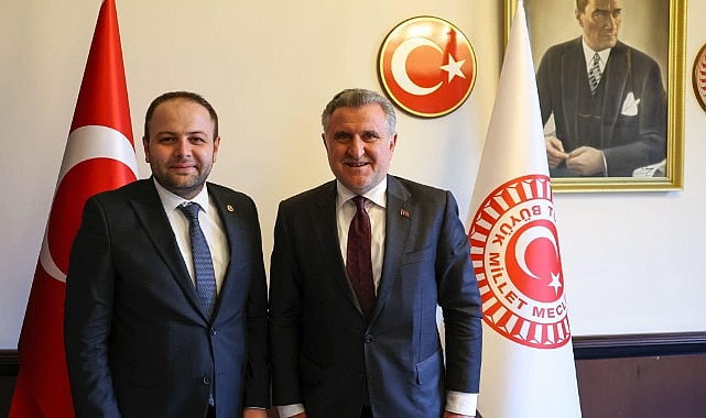 Vekil Koç, Bakan Bak’ı ziyaret ederek yatırımları masaya yatırdı