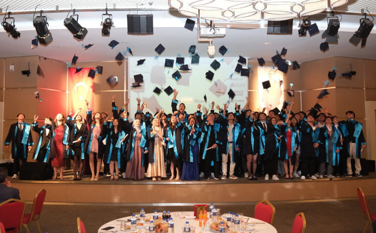 ASO Teknik Koleji’nde mezuniyet coşkusu yaşandı