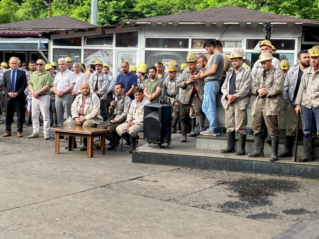 Şehit madenci Tevfik Soy’u unutmadılar
