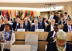 Yeşil, TÜRK-İŞ Heyetiyle birlikte İsviçre’de düzenlenen konferansa katıldı