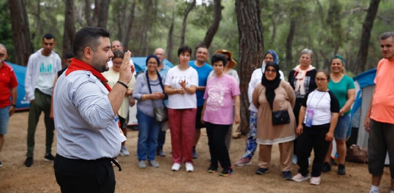 Antalya’lı özel gençler gençlik kampında