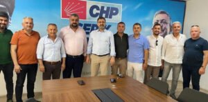 Meclis üyesi Parlak, CHP’ye geçti