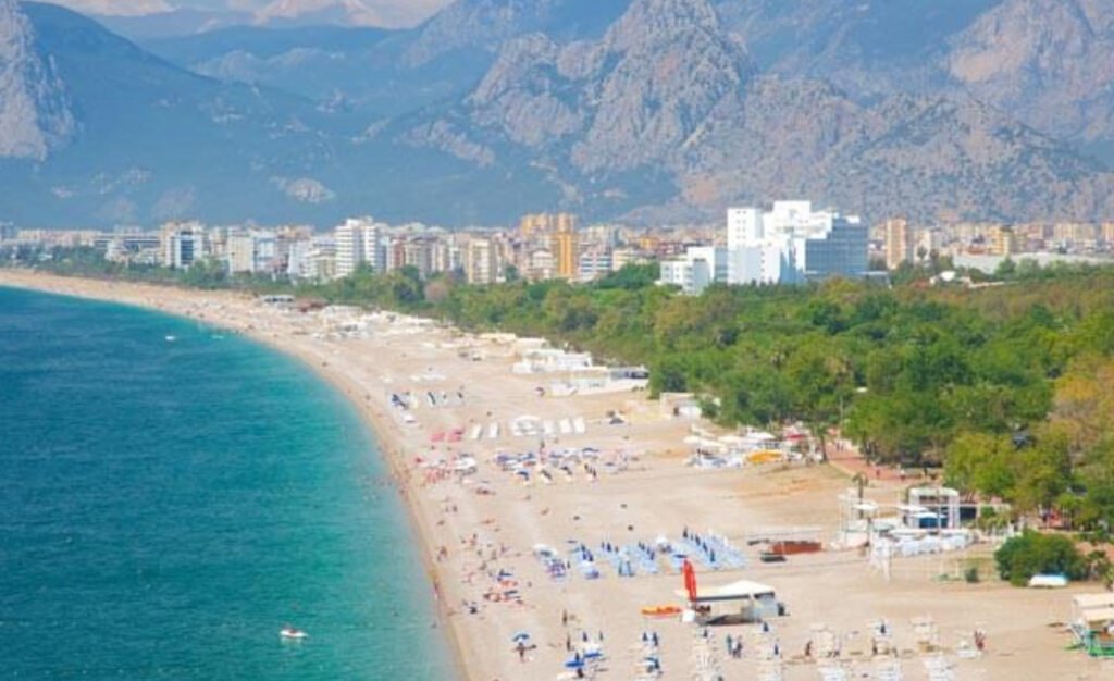 Akdeniz’in suları ısındı