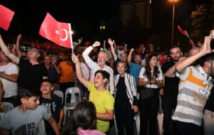 Isparta tek yürek oldu, milli gurur birlikte yaşandı