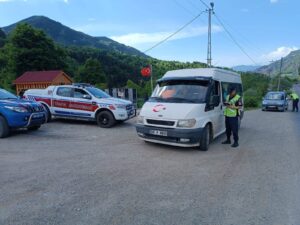 Artvin’de 45 sürücü ve 118 araç trafikten men edildi
