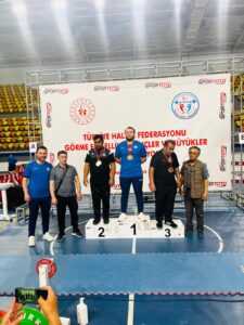 Bayburt Üniversitesi, Halterde Altın Madalyaları Türkiye Rekorlarıyla Kazandı