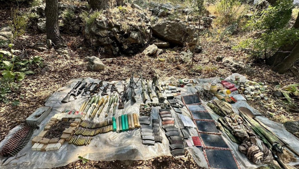 TSK’dan teröre ağır darbe; bir gün içinde 4 terörist etkisiz hale getirildi, cephanelik ele geçirildi