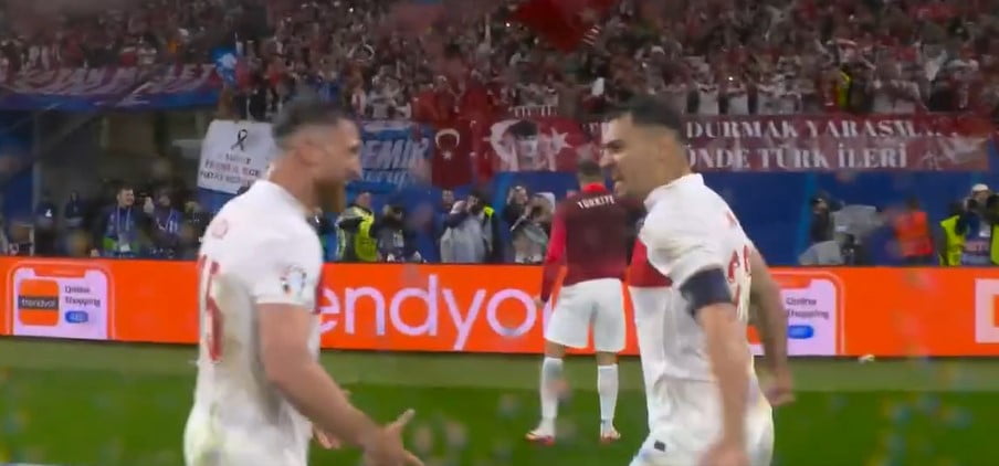 Türk’e Durmak Yaraşmaz, Çeyrek Finaldeyiz!