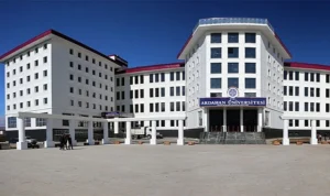 ARÜ’de ikinci öğretim programları kapatıldı