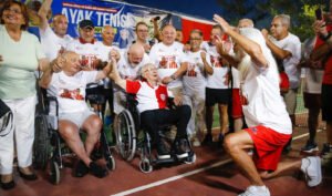 Efsaneler onuruna ayak tenisi turnuvası